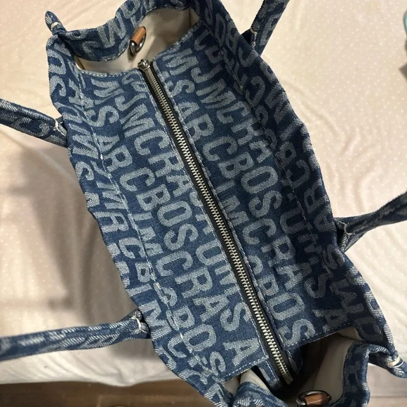 Marc Jacobs Blue Monogram Tote Bag - Picture 4 of 7